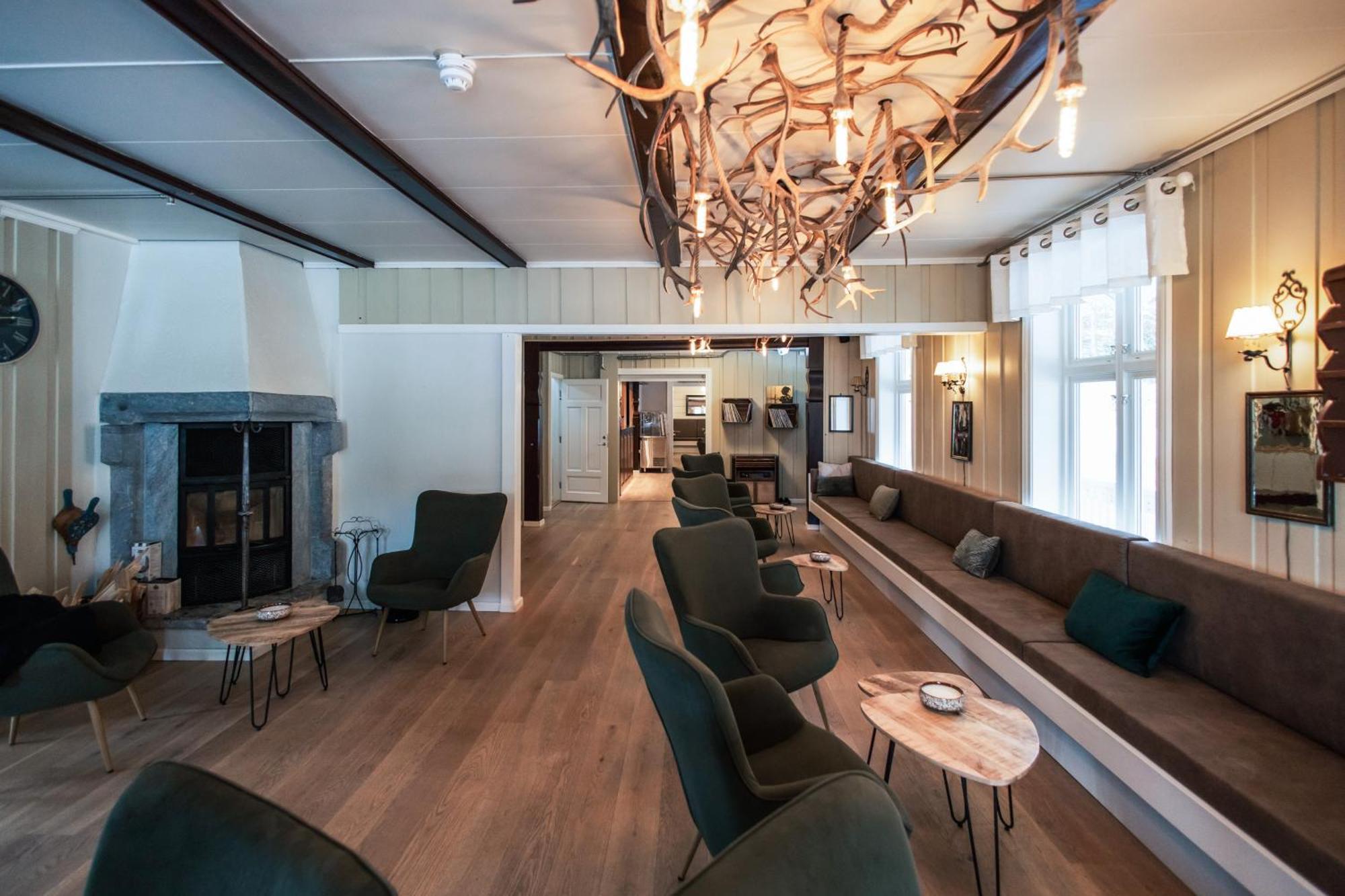 Heartbreak Hotel Nedre Heidal Exterior foto